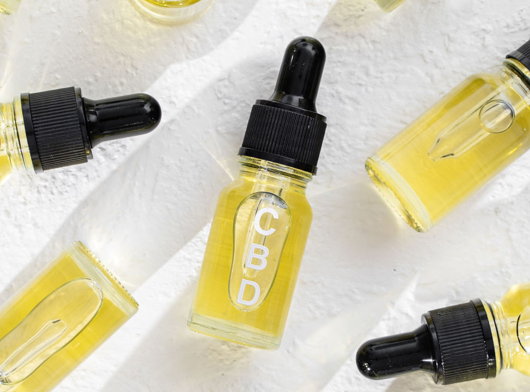 What is CBD OIL? HOW DOES IT HELP?