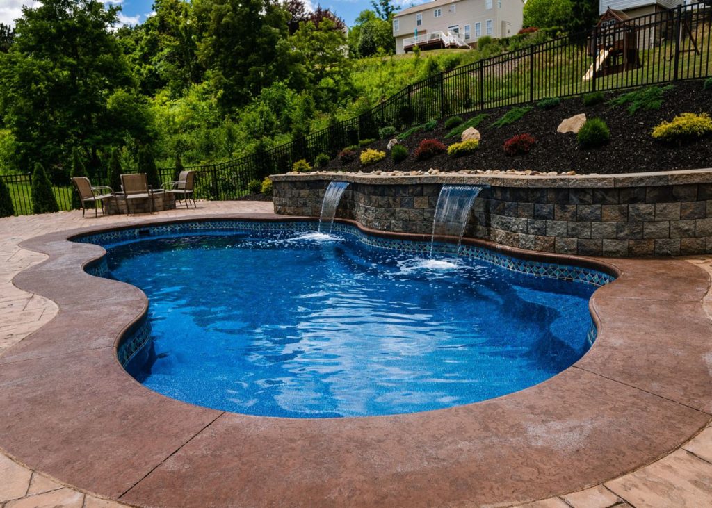 Search For “Swimming Pool Contractor St. Louis County MO” Online To Maintain Your Pool